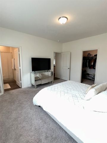 1725 Escondido Drive, Fort Worth, TX 76052