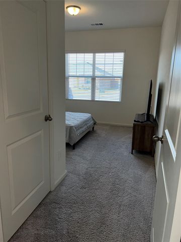 1725 Escondido Drive, Fort Worth, TX 76052