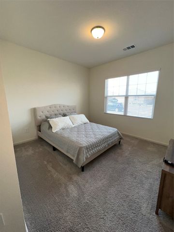 1725 Escondido Drive, Fort Worth, TX 76052