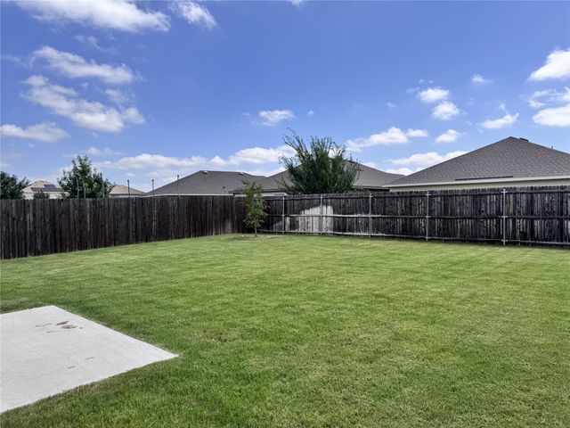 1725 Escondido Drive, Fort Worth, TX 76052