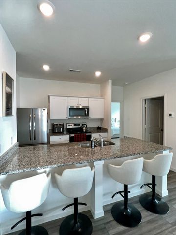 1725 Escondido Drive, Fort Worth, TX 76052