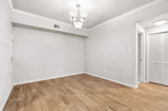 2255 Braeswood Park Drive 265, Houston, TX 77030