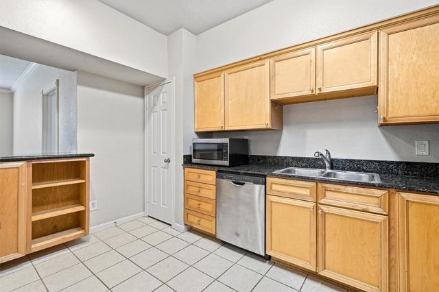 2255 Braeswood Park Drive 265, Houston, TX 77030