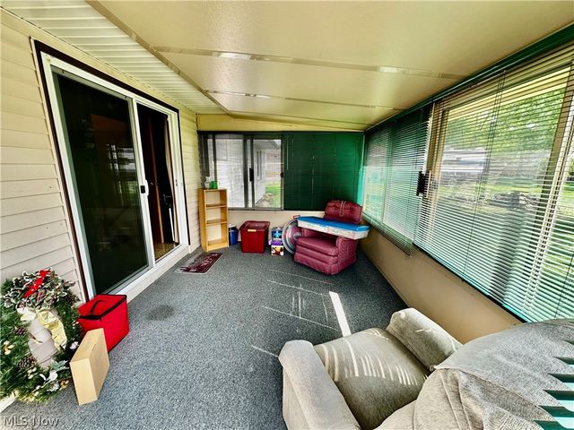 1188 Meadowbrook Boulevard, Stow, OH 44224