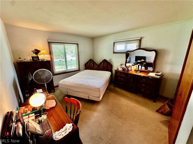 1188 Meadowbrook Boulevard, Stow, OH 44224
