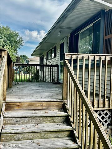1188 Meadowbrook Boulevard, Stow, OH 44224