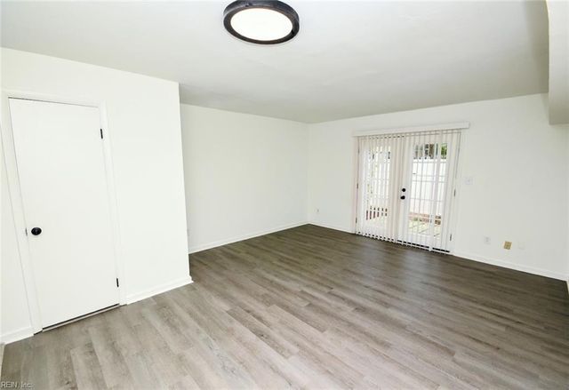 437 Barberton DR, Virginia Beach, VA 23451