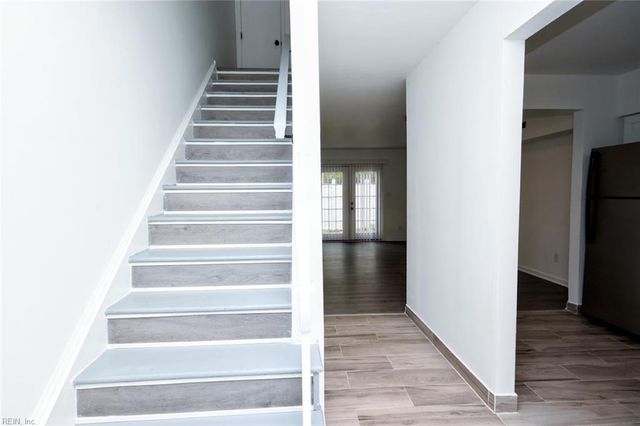 437 Barberton DR, Virginia Beach, VA 23451