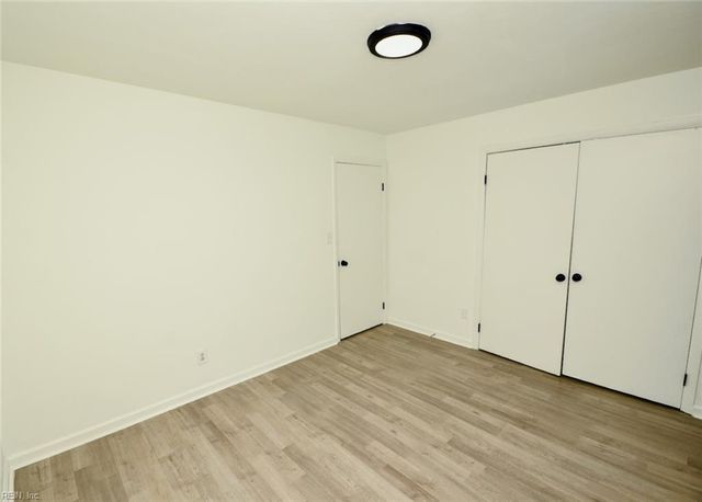 437 Barberton DR, Virginia Beach, VA 23451