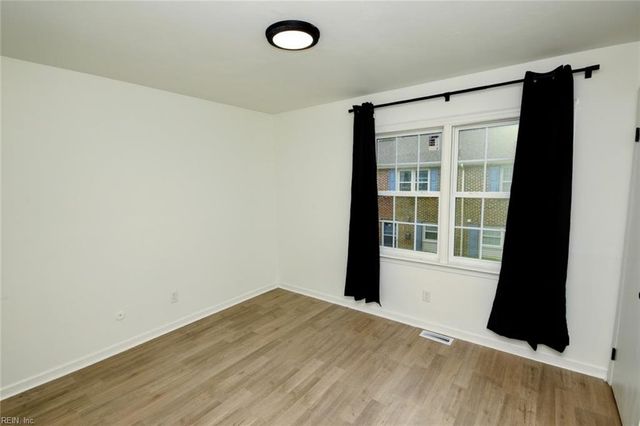 437 Barberton DR, Virginia Beach, VA 23451