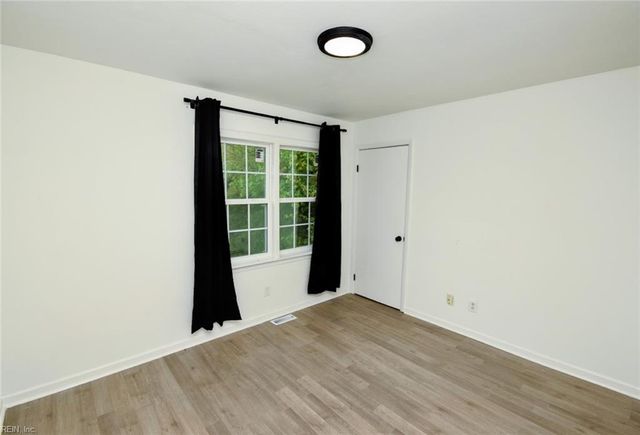 437 Barberton DR, Virginia Beach, VA 23451