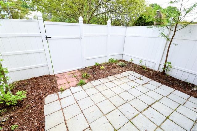 437 Barberton DR, Virginia Beach, VA 23451