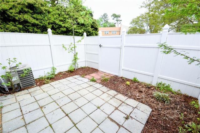 437 Barberton DR, Virginia Beach, VA 23451