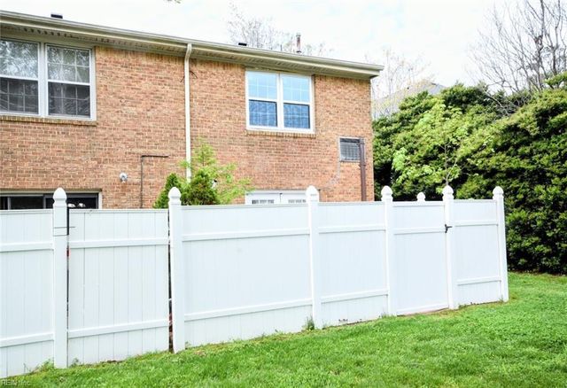 437 Barberton DR, Virginia Beach, VA 23451