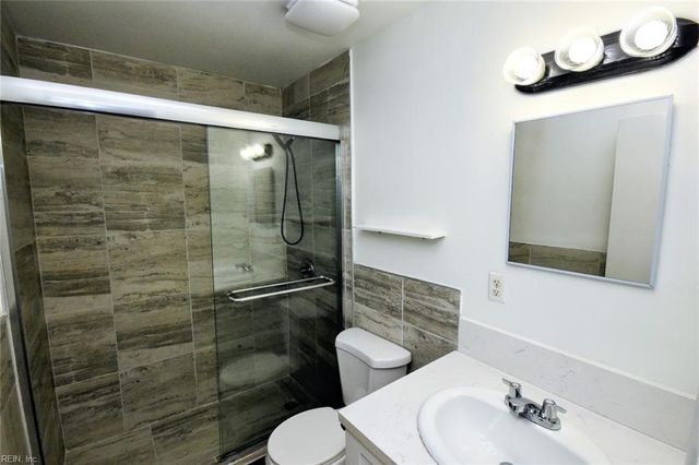 437 Barberton DR, Virginia Beach, VA 23451