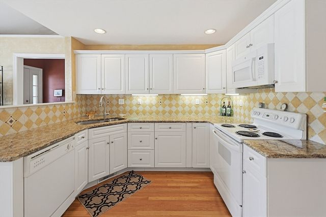 6 Ashley Way 6, Westborough, MA 01581