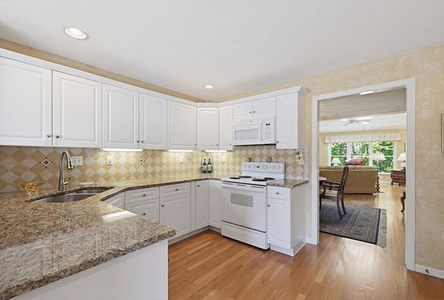 6 Ashley Way 6, Westborough, MA 01581