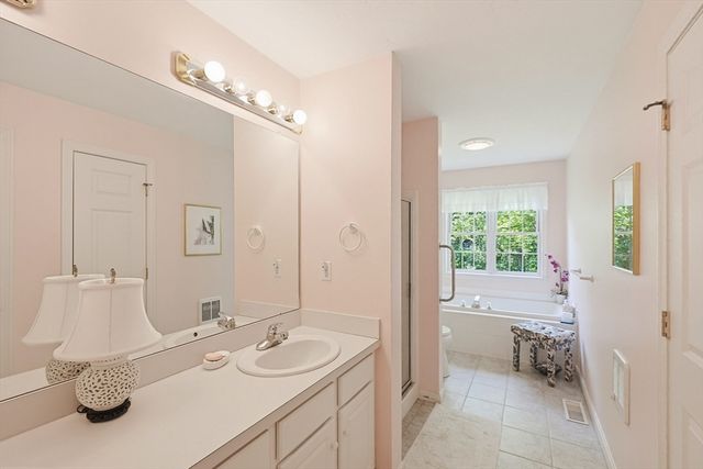 6 Ashley Way 6, Westborough, MA 01581