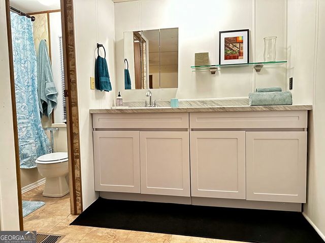 4395 White Oak Drive, Hiawassee, GA 30546