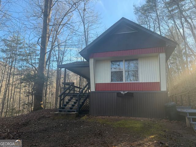 4395 White Oak Drive, Hiawassee, GA 30546