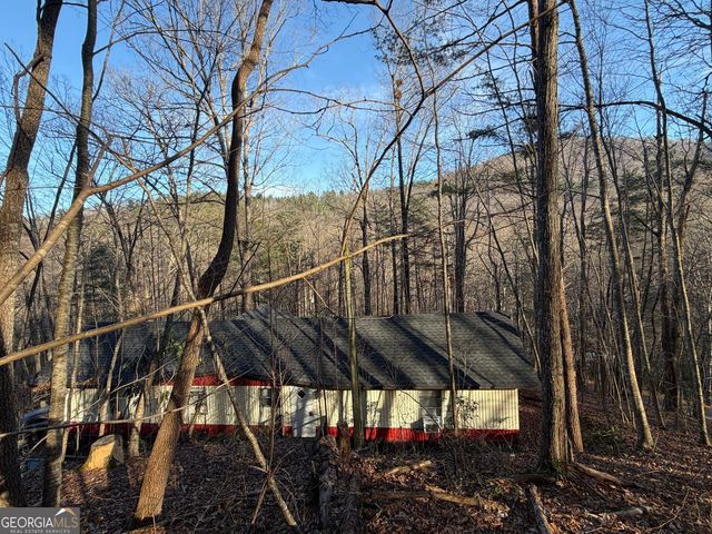 4395 White Oak Drive, Hiawassee, GA 30546