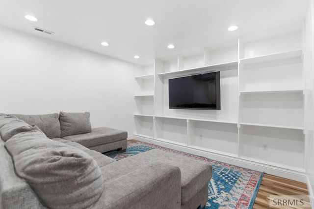 2025 N Roy Drive, Idaho Falls, ID 83401