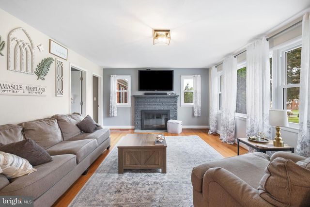 25223 OAK DR, Damascus, MD 20872
