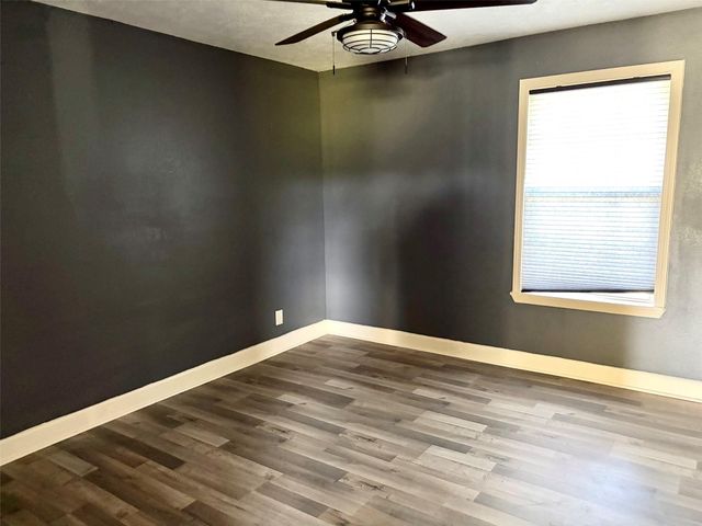 2884 Brooks Drive, Bedias, TX 77831