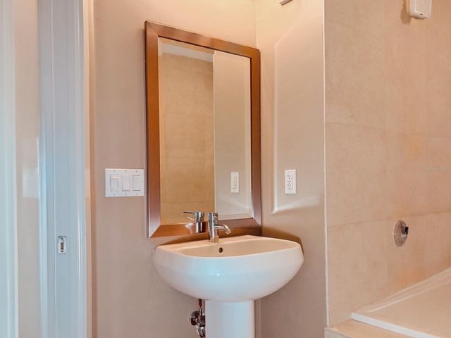 260 S OSCEOLA AVENUE 1005, Orlando, FL 32801