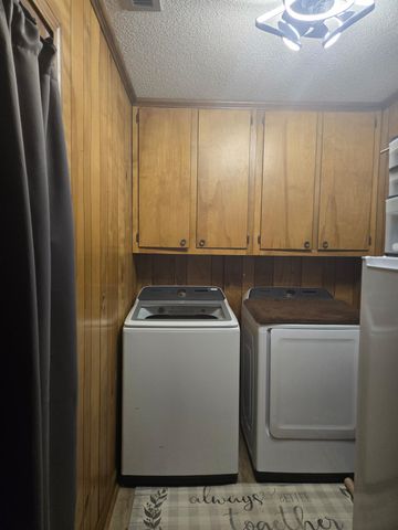 1420 VIRGINIA DR, Bolivar, TN 38008