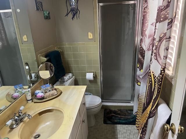 1420 VIRGINIA DR, Bolivar, TN 38008