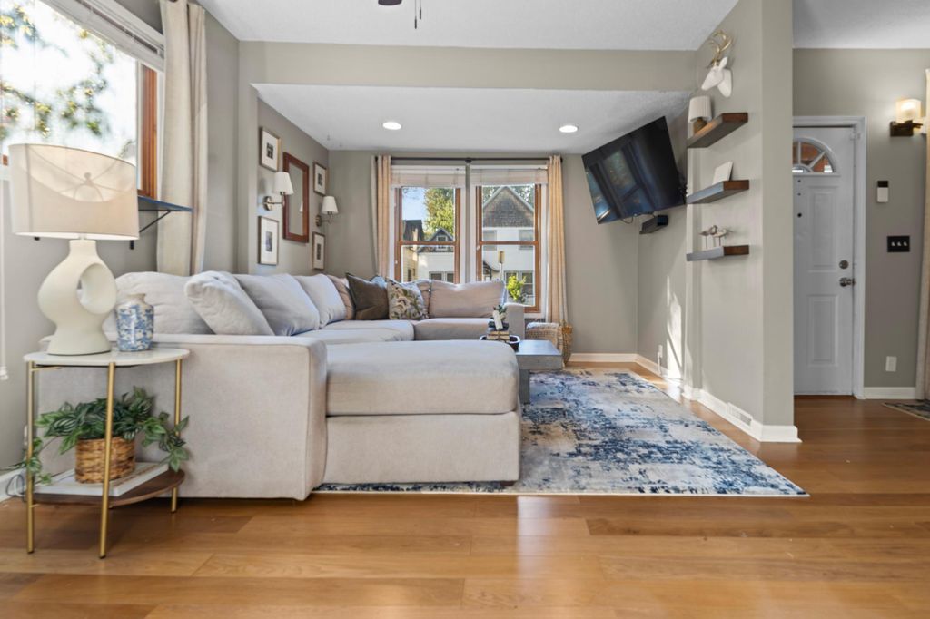 3905 Cedar Avenue S, Minneapolis, MN 55407 — exterior