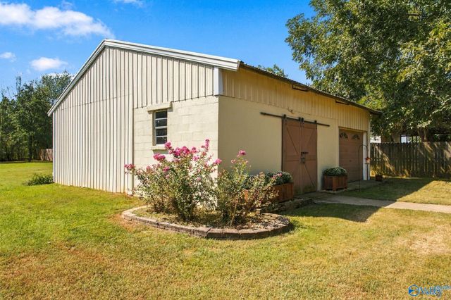 19930 Huntsville Brownsferry Road, Tanner, AL 35671