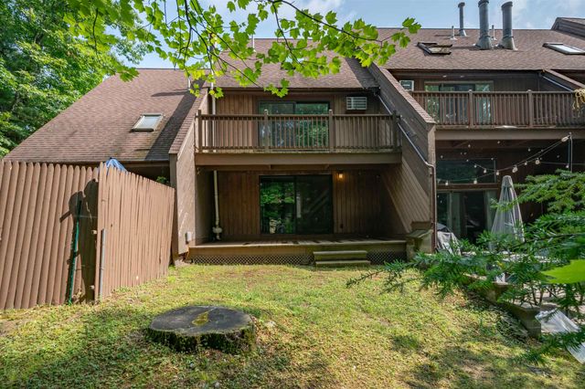 21 Silverton Drive, Nashua, NH 03062