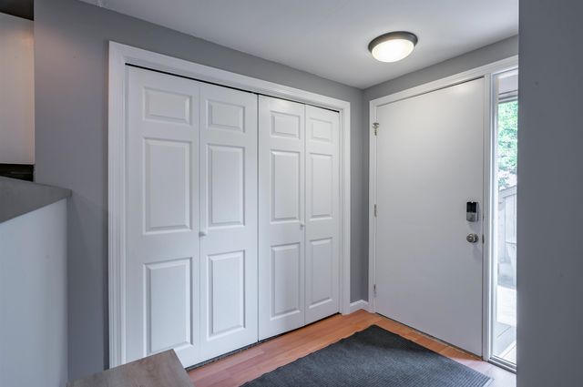 21 Silverton Drive, Nashua, NH 03062