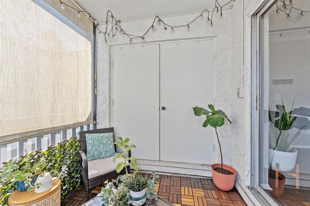 4611 W NORTH B STREET 232, Tampa, FL 33609