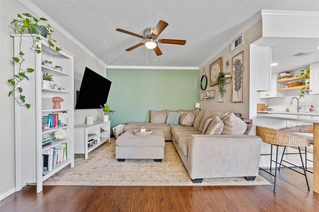 4611 W NORTH B STREET 232, Tampa, FL 33609