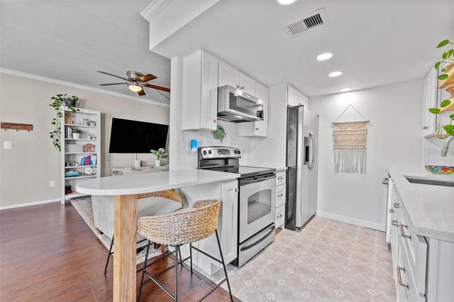 4611 W NORTH B STREET 232, Tampa, FL 33609