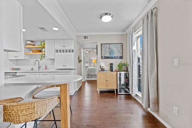 4611 W NORTH B STREET 232, Tampa, FL 33609