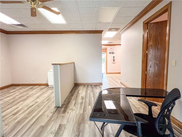201 S 19th Street P, Rogers, AR 72758