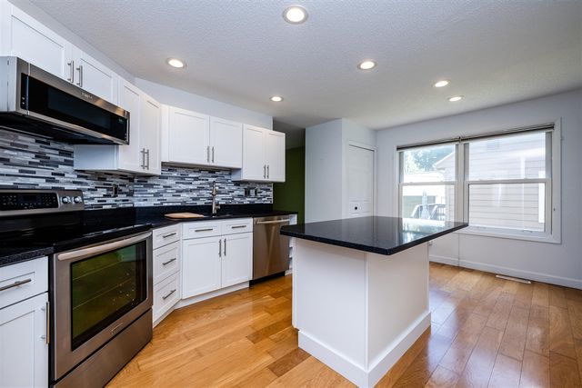 509 Granada Avenue, Saint Joseph, MI 49085