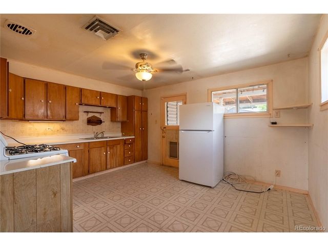 2541 Camellia St, Pueblo, CO 81005