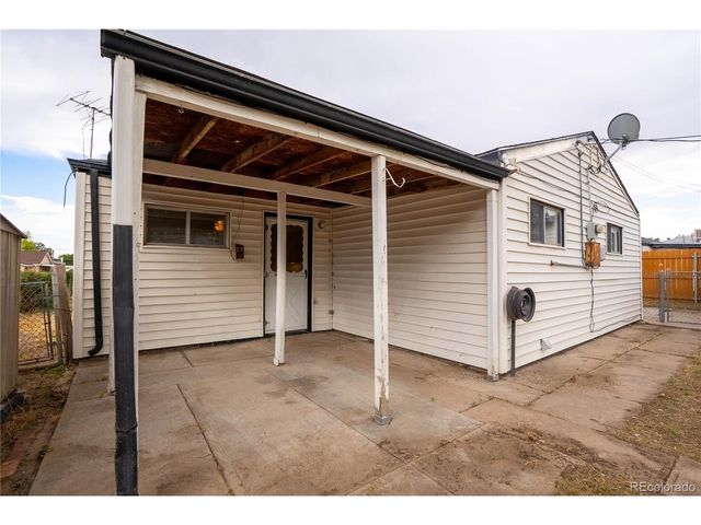 2541 Camellia St, Pueblo, CO 81005