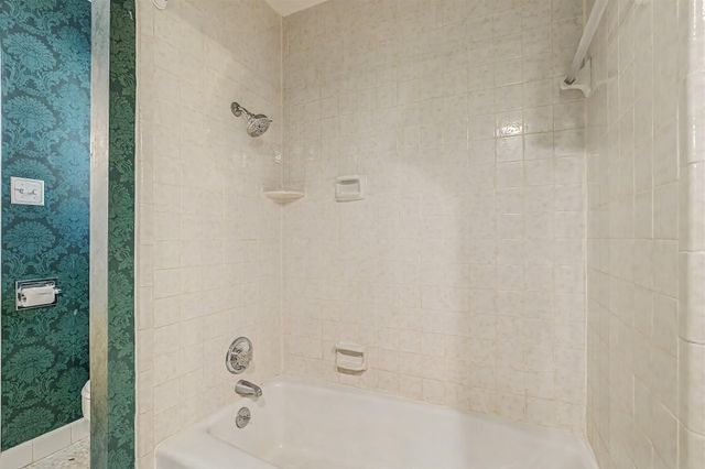 8306 Vintage Creek Drive, Spring, TX 77379