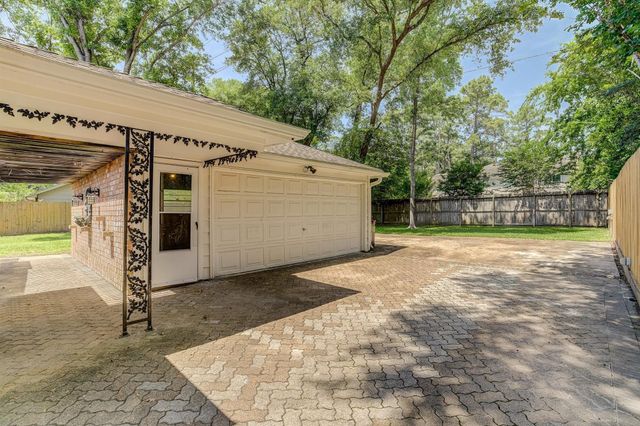 8306 Vintage Creek Drive, Spring, TX 77379
