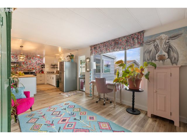 1199 N TERRY St 287, Eugene, OR 97402