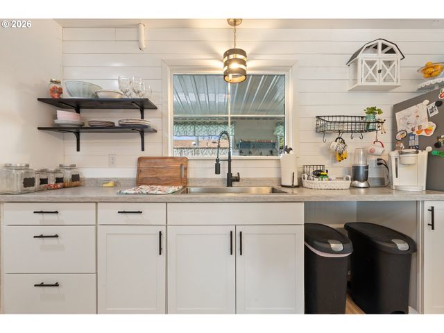 1199 N TERRY St 287, Eugene, OR 97402