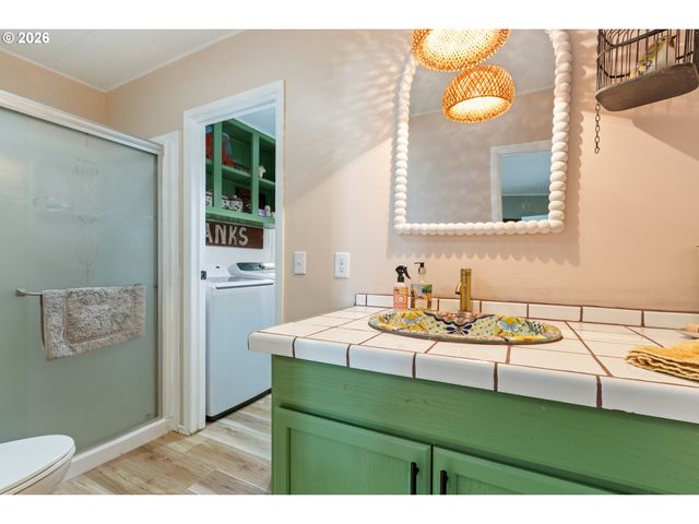 1199 N TERRY St 287, Eugene, OR 97402