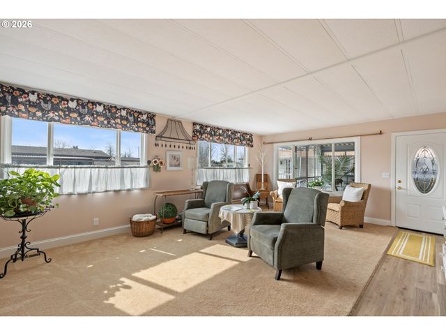 1199 N TERRY St 287, Eugene, OR 97402