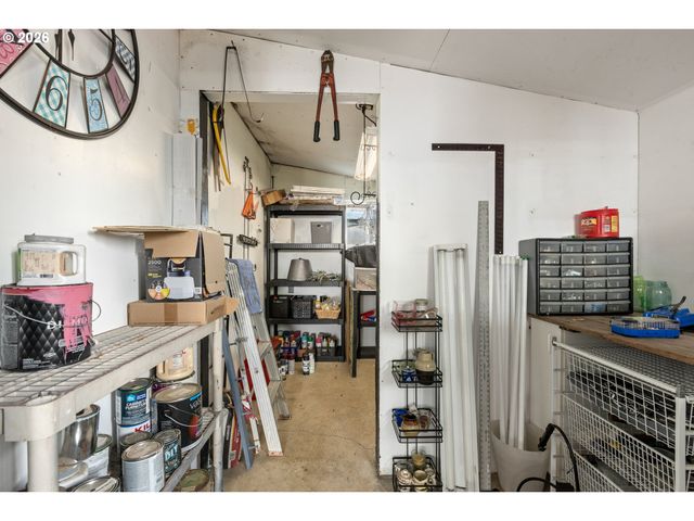 1199 N TERRY St 287, Eugene, OR 97402